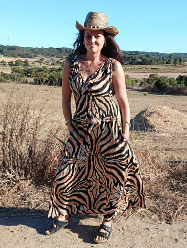 Vestido Anatólia 05 maxi étnico seda sari reciclado ombros ajustáveis vista frente Raja Pura