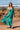 Vestido Céline 04 maxi étnico seda sari reciclado alças ajustáveis vista frente Raja Pura