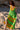 Vestido Prana maxi seda sari reciclado verde fenda lateral borlas Raja Pura - vista corpo inteiro frente