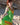 Vestido Prana maxi seda sari reciclado verde fenda lateral borlas Raja Pura - vista corpo inteiro lado