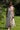 Vestido Tara maxi étnico algodão branco franjas artesanais tribal Raja Pura - vista corpo inteiro frente