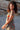 Vestido Tejas maxi seda sari reciclado bege multicolorido padrão geométrico floral alças borlas fenda lateral Raja Pura - vista retrato lado