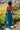 Vestido Vitória 04 vista lateral seda sari reciclado fluído único Raja Pura