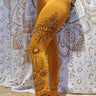 Leggings Mati yoga algodão amarelo mostarda screen print artesanal lótus sol olho místico Raja Pura - vista de lado