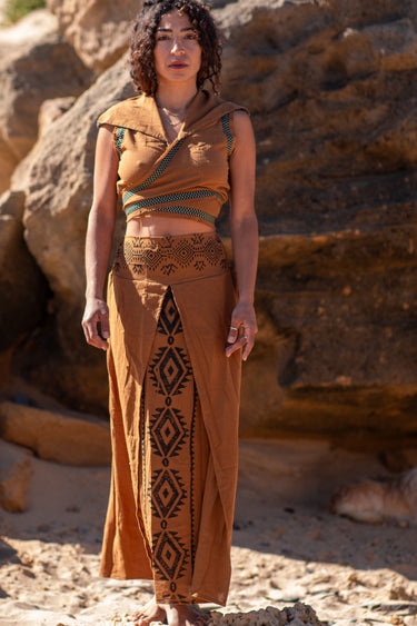Saia Inca maxi étnica algodão castanho block print tribal wrap Raja Pura vista frente completa