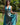 Vestido Kali maxi étnico seda padrão tribal mandala tons de azuis decote halter Raja Pura - vista retrato frente