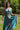 Vestido Kali maxi étnico seda padrão tribal mandala tons de azuis decote halter Raja Pura - vista retrato frente