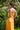 Vestido Pradera maxi étnico algodão crepe cor amarelo alças finas Raja Pura - vista retrato costas