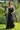 Vestido Pradera maxi étnico algodão crepe cor preto alças finas Raja Pura - vista corpo inteiro 3/4