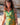 Vestido Prana maxi seda sari reciclado verde e amarelo padrão floral fenda lateral borlas Raja Pura - vista retrato frente