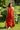 Vestido Priya maxi étnico cor terracota algodão gola enrolada Raja Pura - vista corpo inteiro frente
