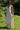 Vestido Tara maxi étnico algodão branco franjas artesanais tribal Raja Pura - vista corpo inteiro lado