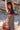 Vestido Tejas maxi seda sari reciclado multicolorido e preto padrão geométrico floral alças borlas fenda lateral Raja Pura - vista retrato frente